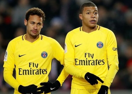 Neymar va Mbappe tao song ngam khi bi giam luong hinh anh