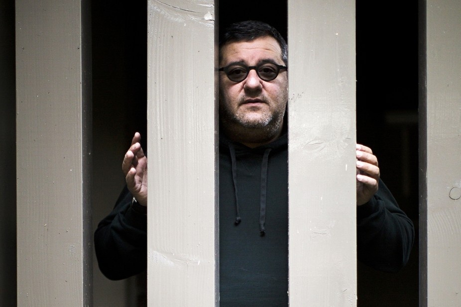 Raiola - ke ngong cuong da vuot mat Johan Cruyff hinh anh