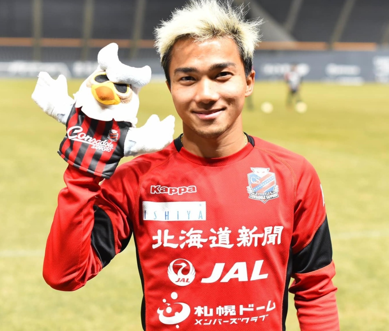 Bong da Nhat Ban kiem tien triet de tu hinh anh Chanathip hinh anh