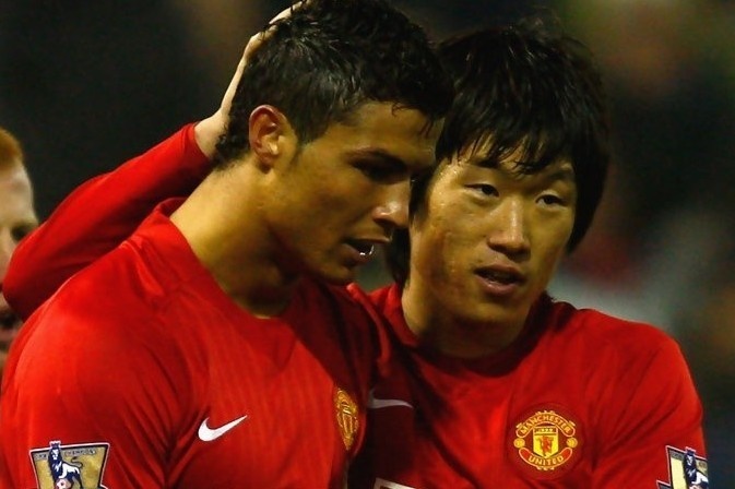 Rooney ke ve su hy sinh cua Park de Ronaldo toa sang hinh anh