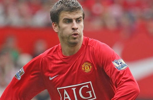 Rooney tiet lo nguyen nhan Pique roi MU hinh anh