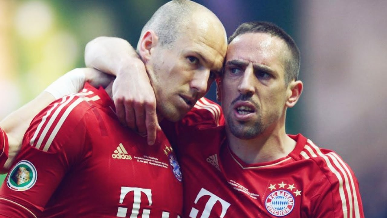 Tran dau cuoi cung cua Robben va Ribery cho Bayern Munich hinh anh