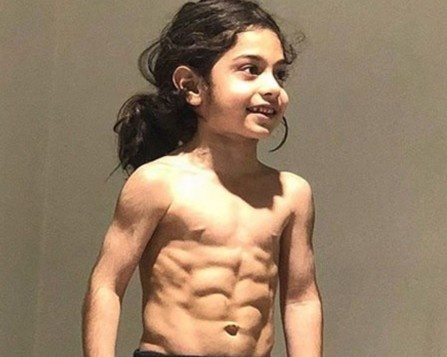 Hang trieu luot xem pha re bong cua than dong 6 tuoi hinh anh