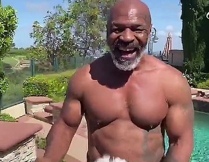 Mike Tyson tang co bap nho lieu phap dac biet hinh anh