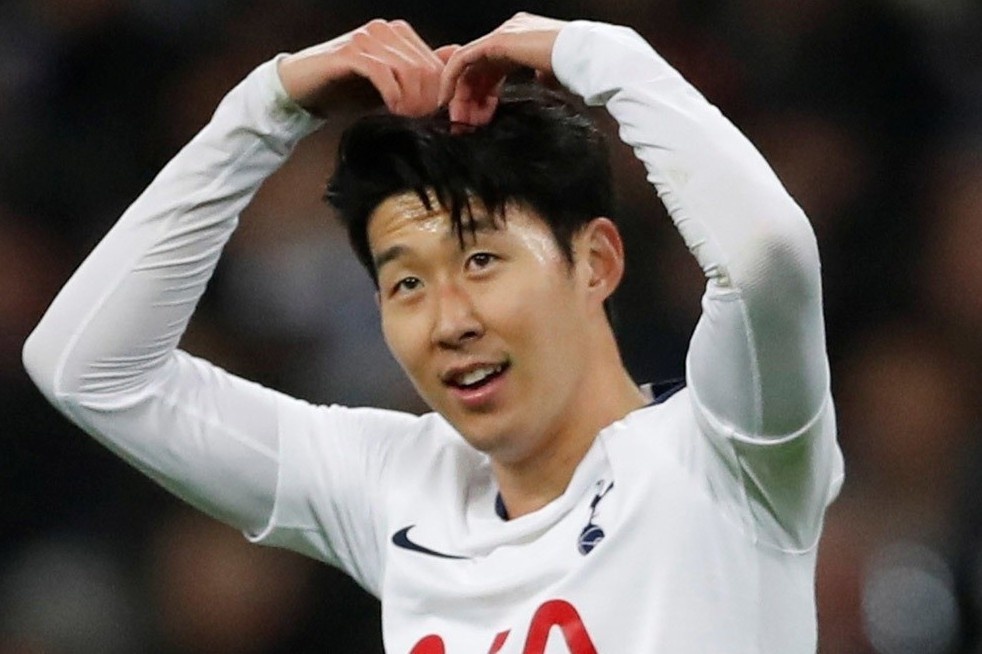 Ban thang volley cua Son Heung-min tai Duc hinh anh