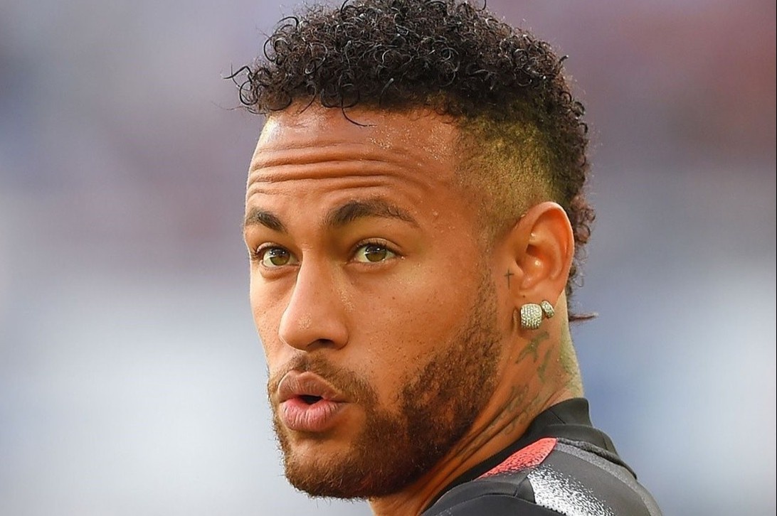 Neymar tu choi giam 70% luong hinh anh