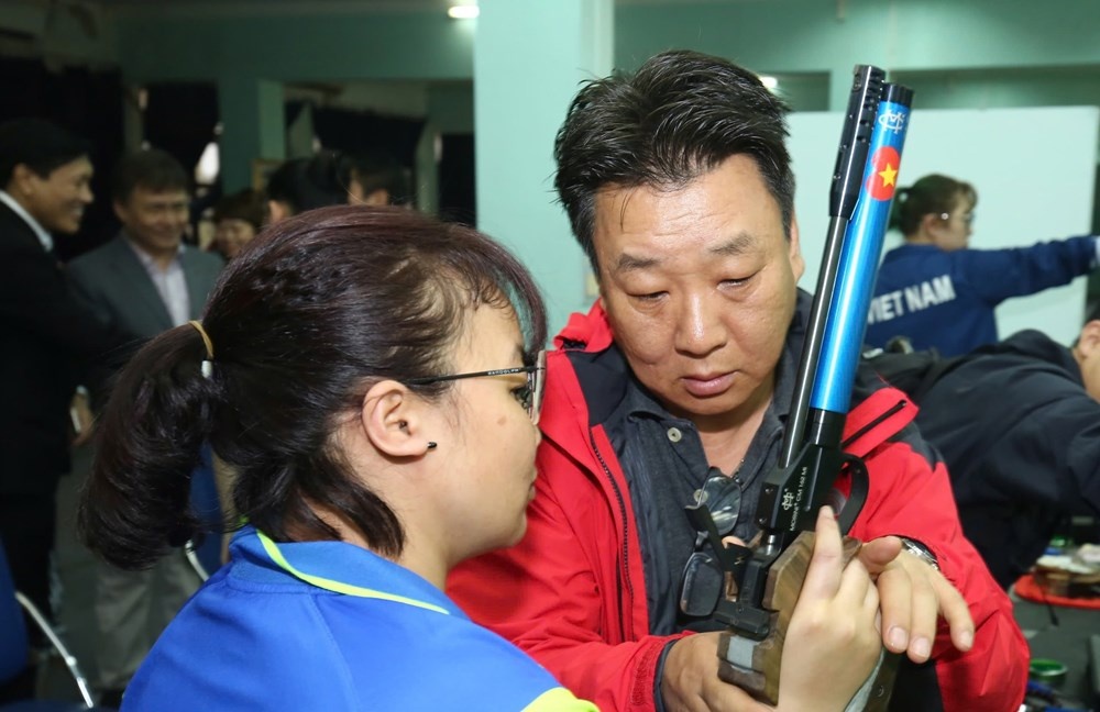 Nhung nguoi thay ngoai tham lang hinh anh