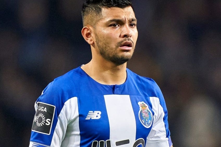 Hau ve Corona ghi ban thang dep o giai Bo Dao Nha hinh anh