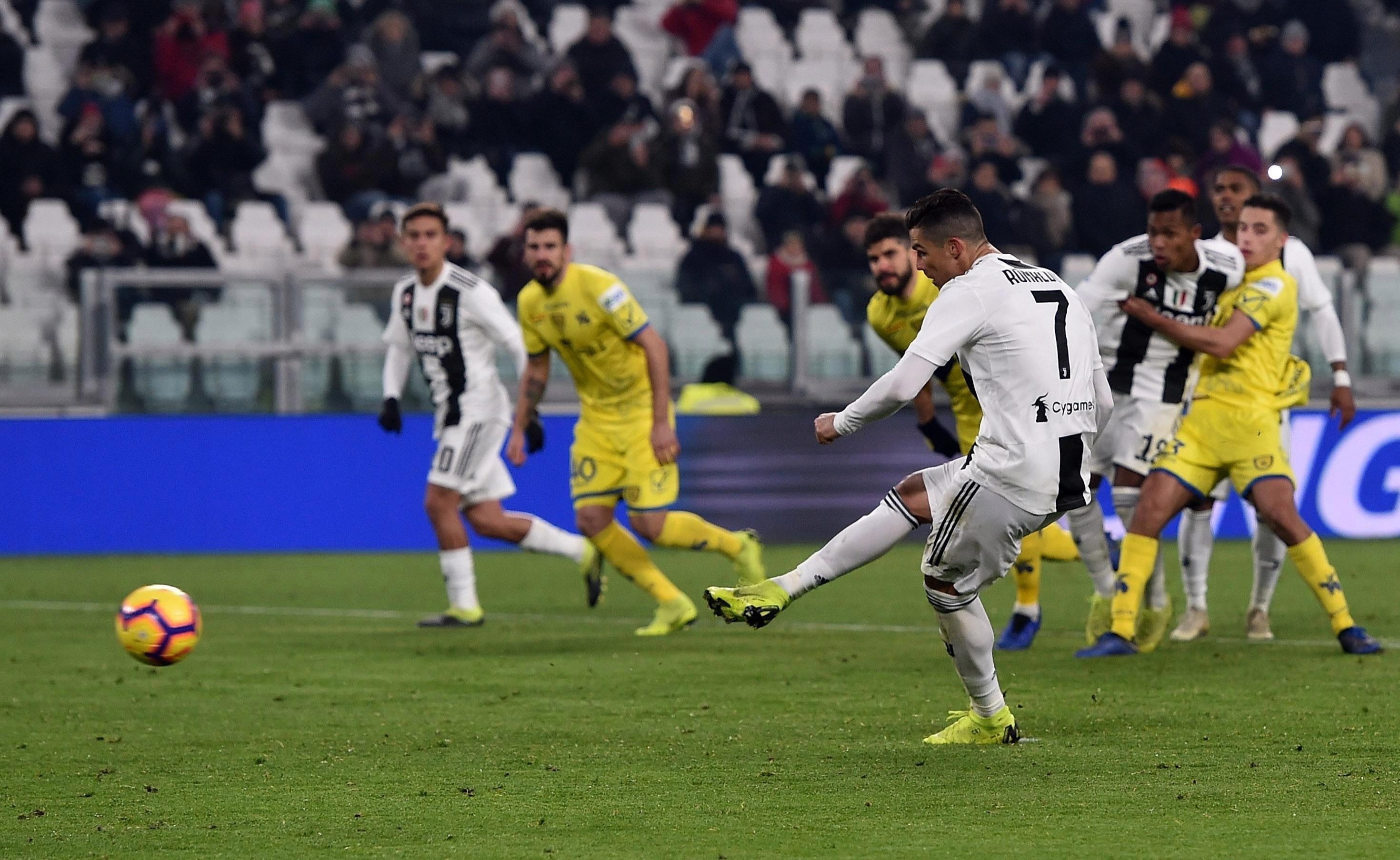 Cristiano Ronaldo anh 12