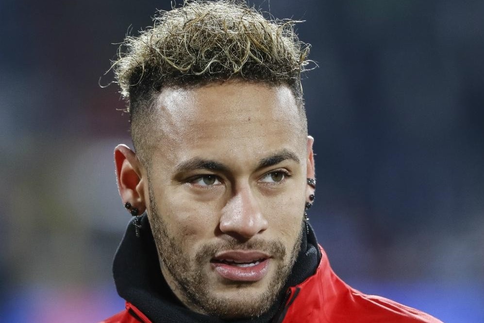 Neymar tra gia vi su tham lam hinh anh