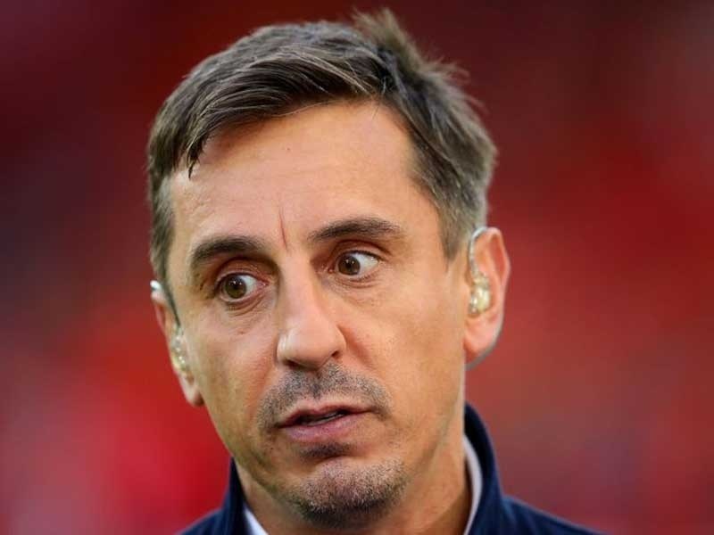 Gary Neville bi truy tim khi Liverpool vo dich Premier League hinh anh