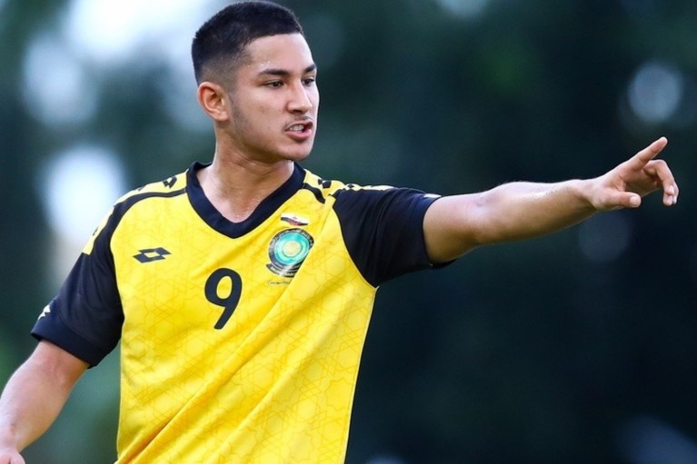 Chau cua quoc vuong Brunei roi Leicester City hinh anh