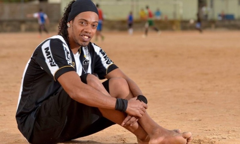 ban sao Ronaldinho anh 1