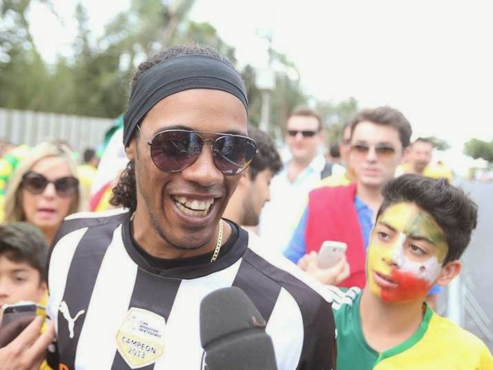 ban sao Ronaldinho anh 4