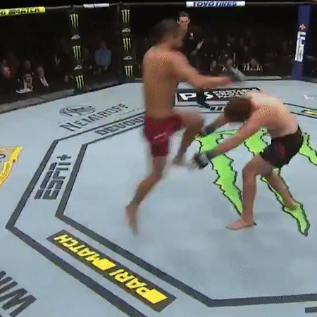 Pha knock-out nhanh nhat lich su UFC hinh anh