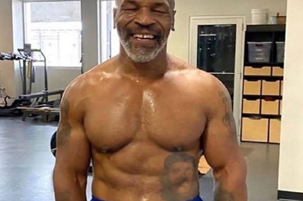 Mike Tyson giam 31 kg cho ngay tro lai quyen Anh hinh anh