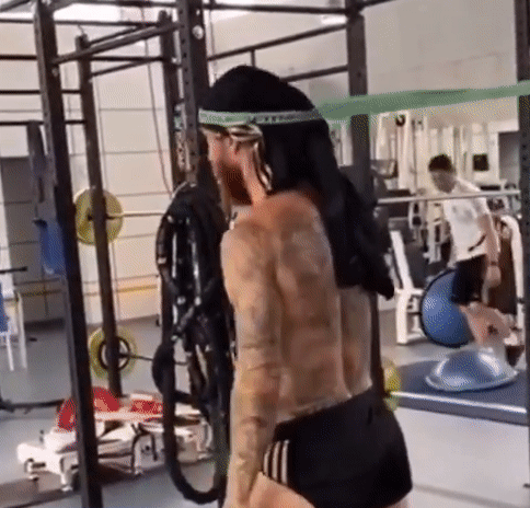 Sergio Ramos luyen ky nang choi dau doc dao hinh anh