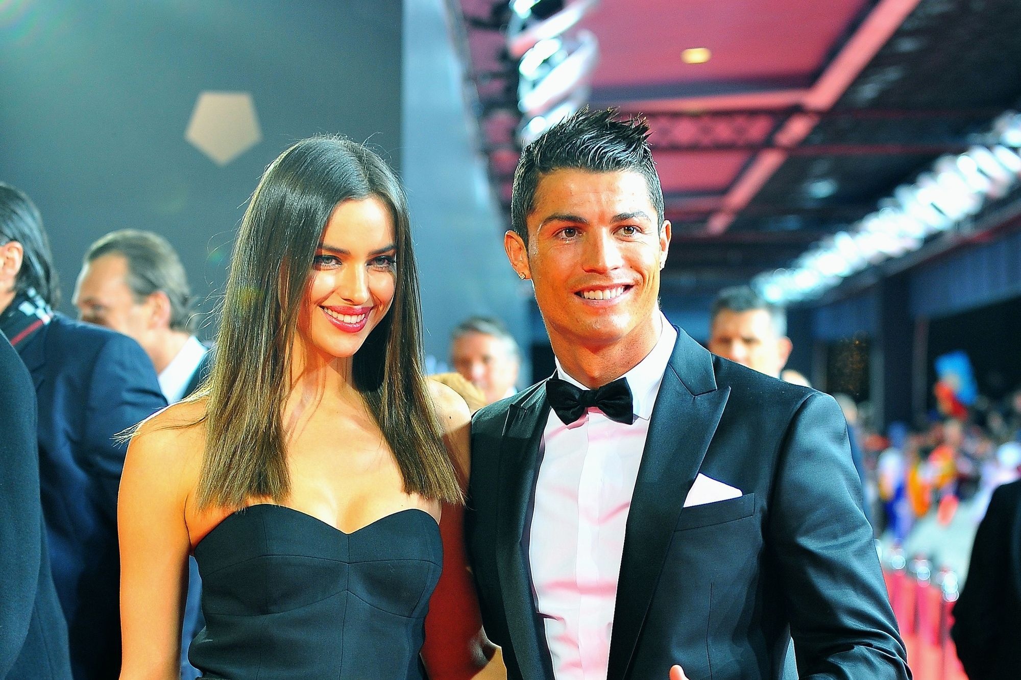 Cristiano Ronaldo anh 1