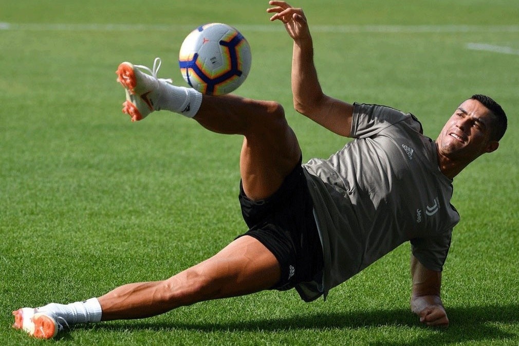 Ronaldo pho dien ky thuat truoc dai chien voi Lazio hinh anh