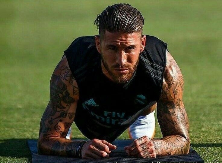 Real Madrid van noi khong voi Ramos hinh anh