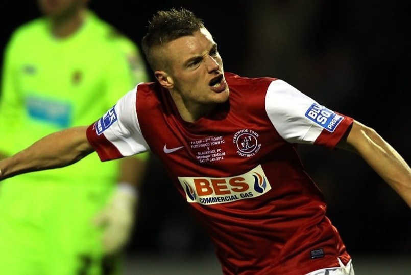 Tran dau giup Jamie Vardy doi doi hinh anh