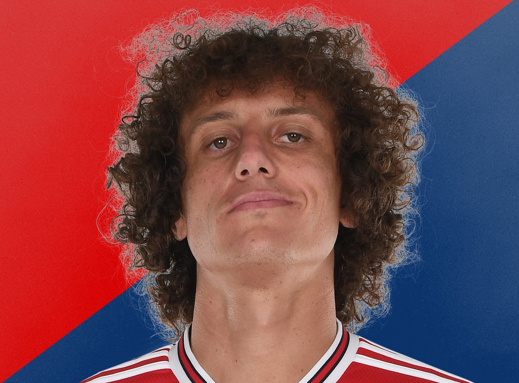 David Luiz - trung ve nghiep du hay ngoi sao phong ngu? hinh anh