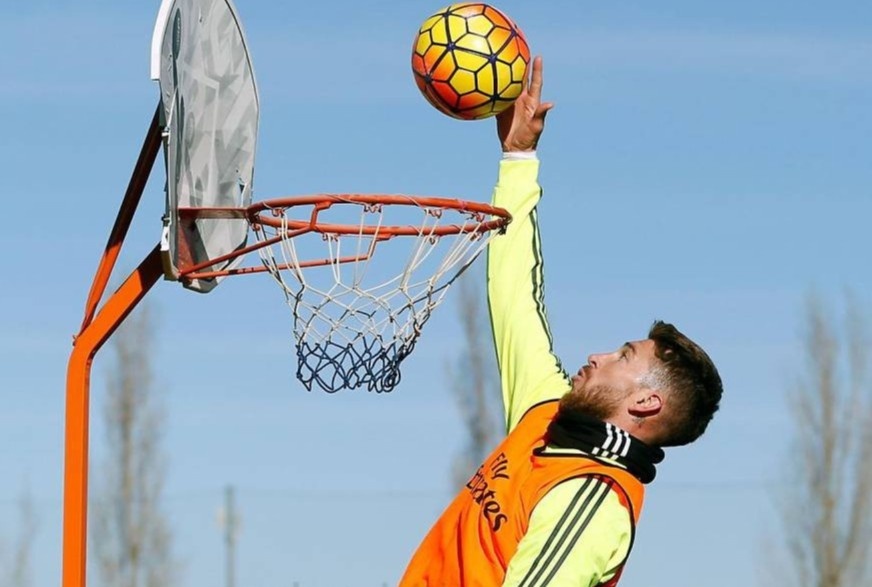 Ramos the hien ky nang bong ro dieu luyen hinh anh