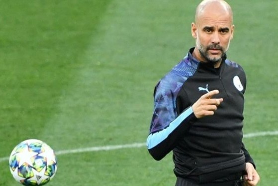 HLV Guardiola cho Man City tap phat goc truoc tu ket Champions League hinh anh