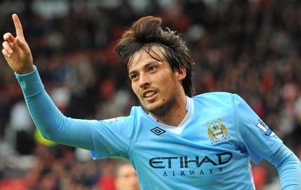 Man City dung tuong David Silva hinh anh