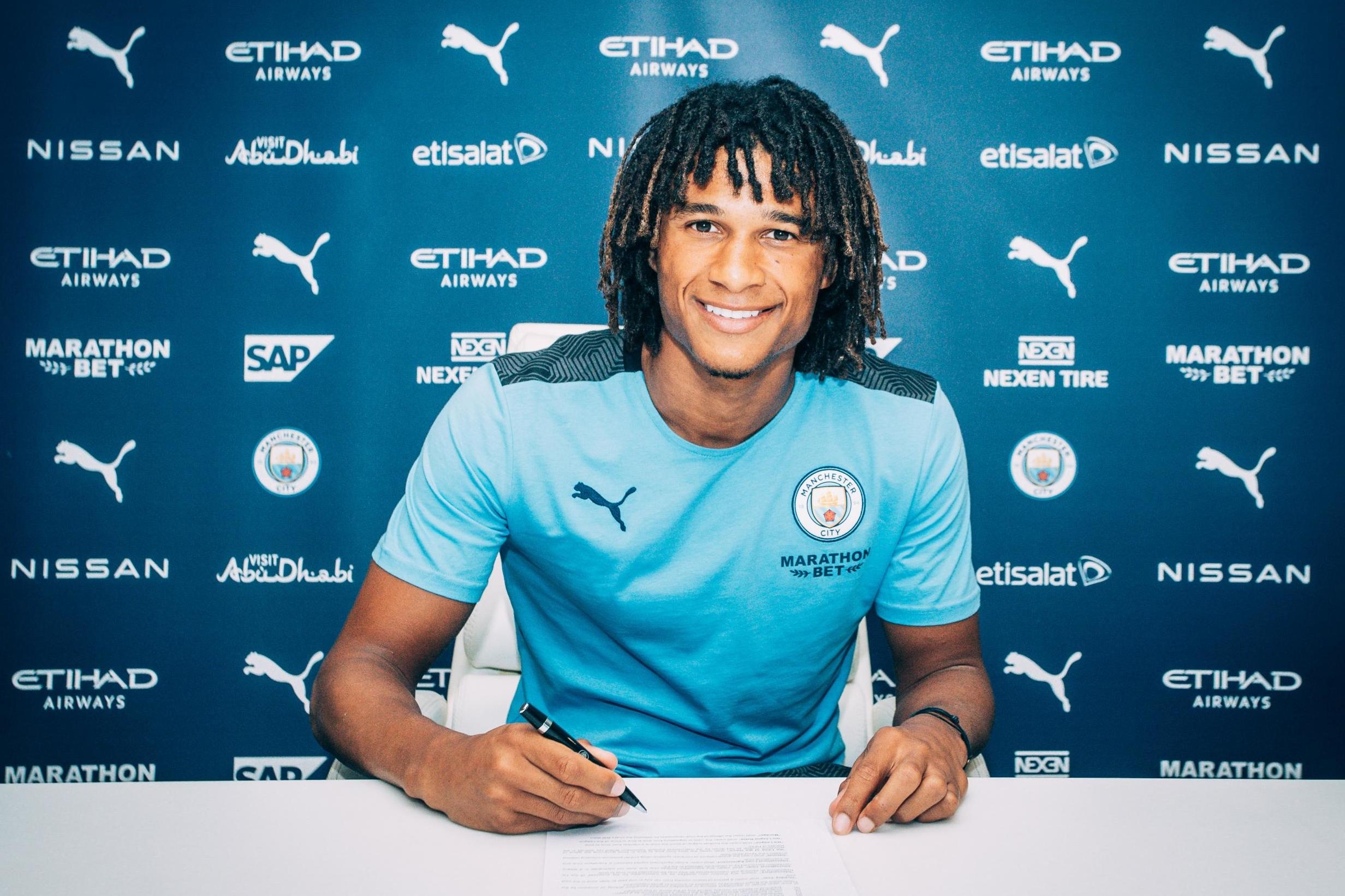 chuyen nhuong Ngoai hang Anh anh 3