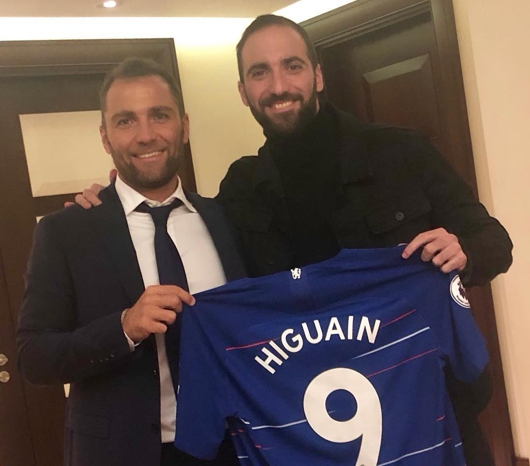 chuyen nhuong Messi anh 8