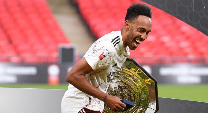 chuyen nhuong Messi anh 7