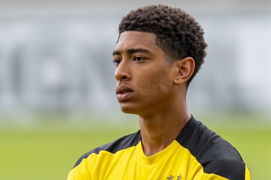 Tan binh Dortmund di vao lich su bong da Anh hinh anh