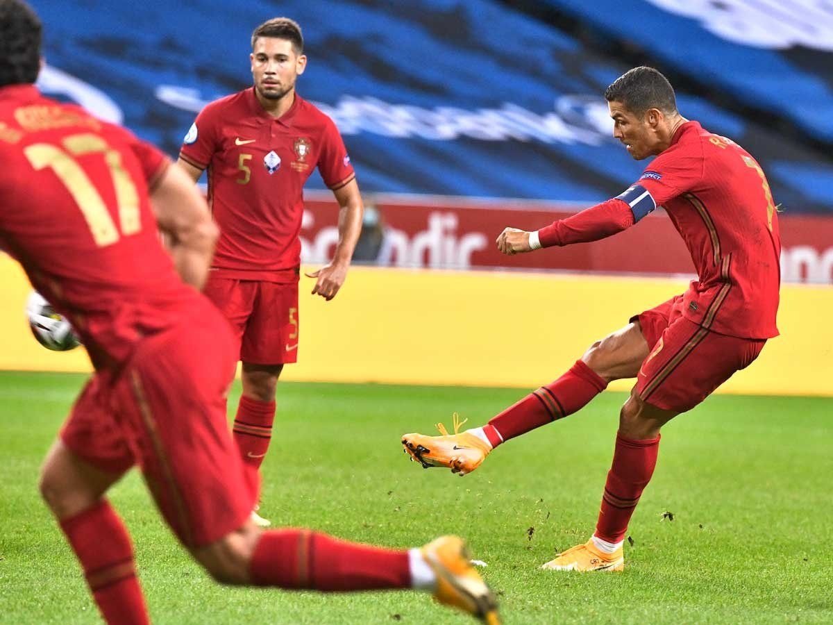 Cristiano Ronaldo anh 14