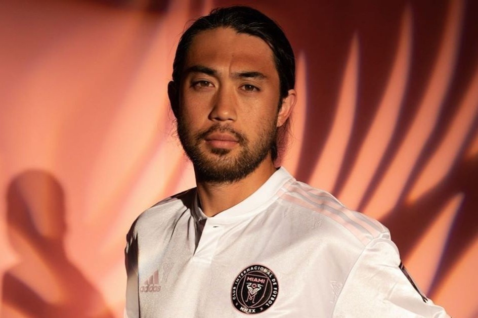 Lee Nguyen roi doi bong cua Beckham hinh anh