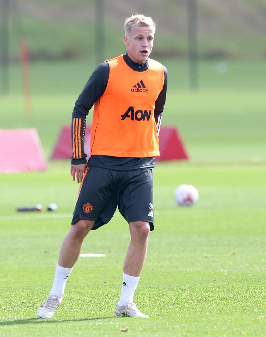 Donny van de Beek anh 8