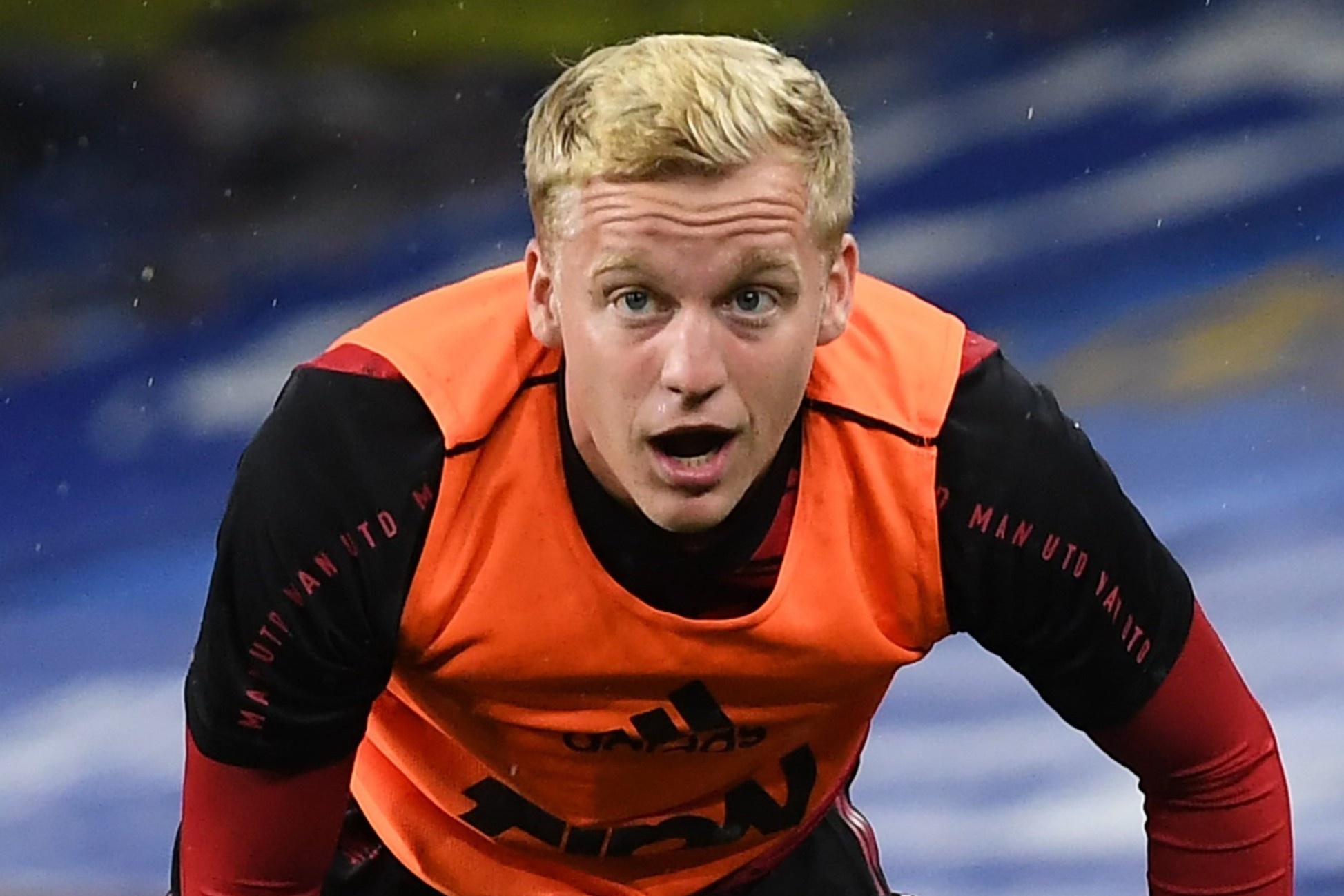 Con ac mong the trang chua buong tha Van de Beek hinh anh