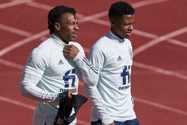 Sao tuyen Tay Ban Nha pho dien ky thuat hinh anh