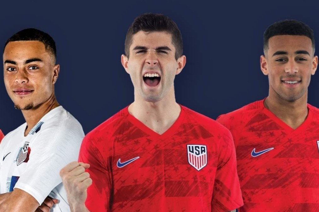 Bong da My di vao lich su Champions League hinh anh