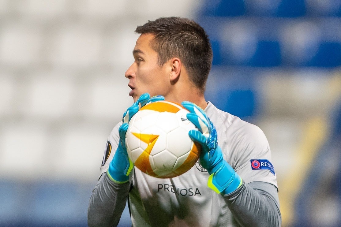 Filip Nguyen choi xuat sac giup Slovan Liberec thang o Europa League hinh anh