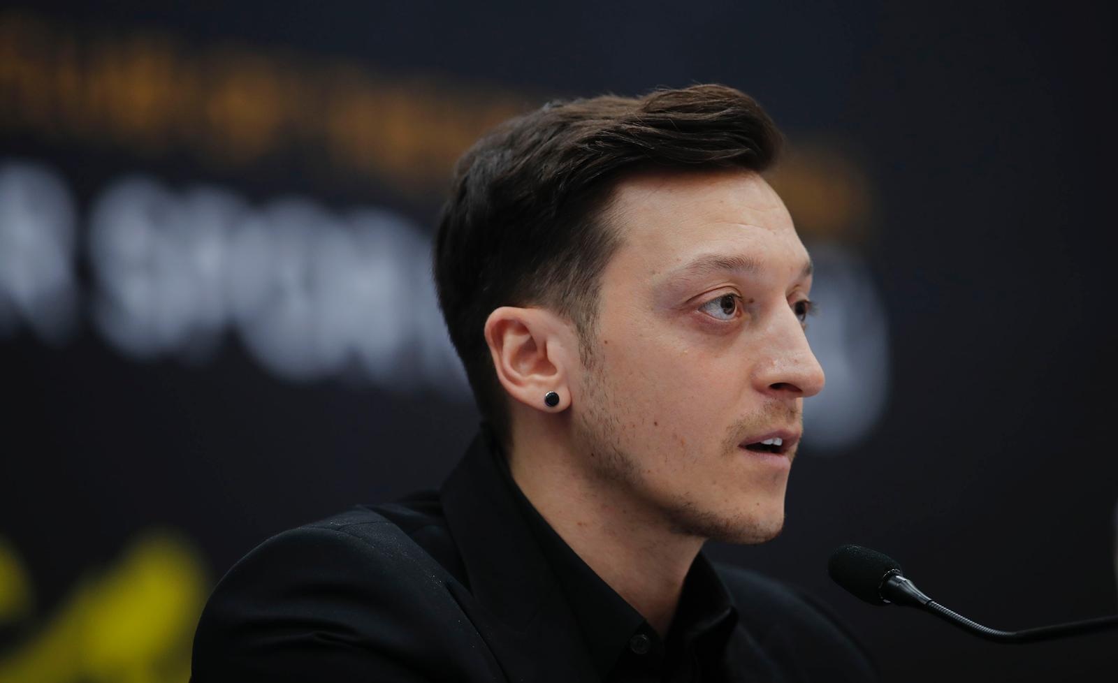 Mesut Ozil anh 3