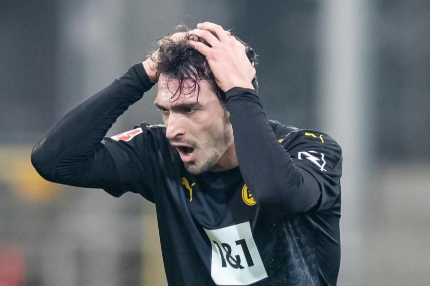 Than dong 16 tuoi khong cuu noi Dortmund hinh anh