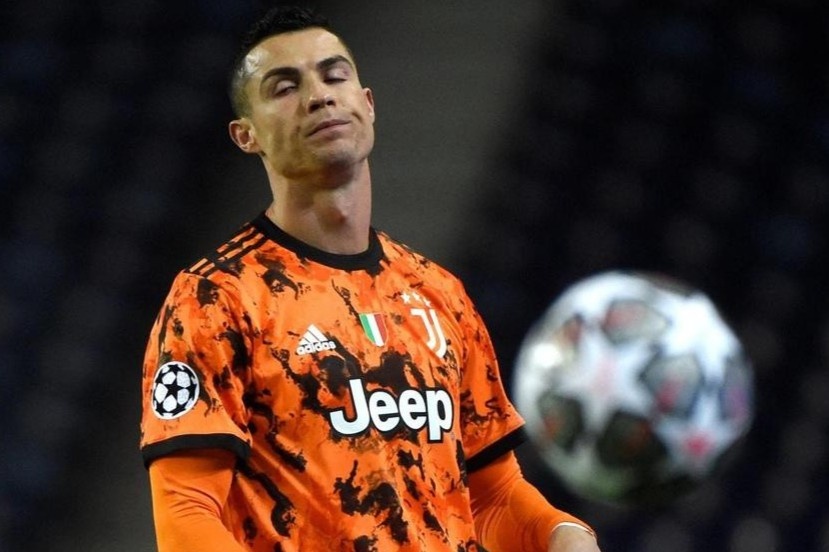 Su bat luc cua Ronaldo la bai hoc voi Pirlo hinh anh