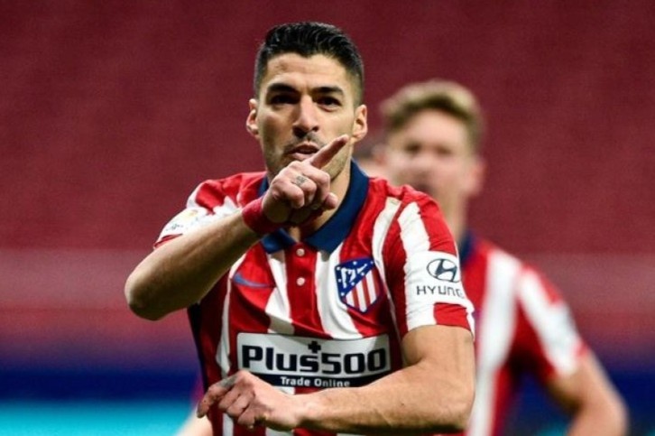 Suarez lap cong giup Atletico hon Barca 6 diem hinh anh