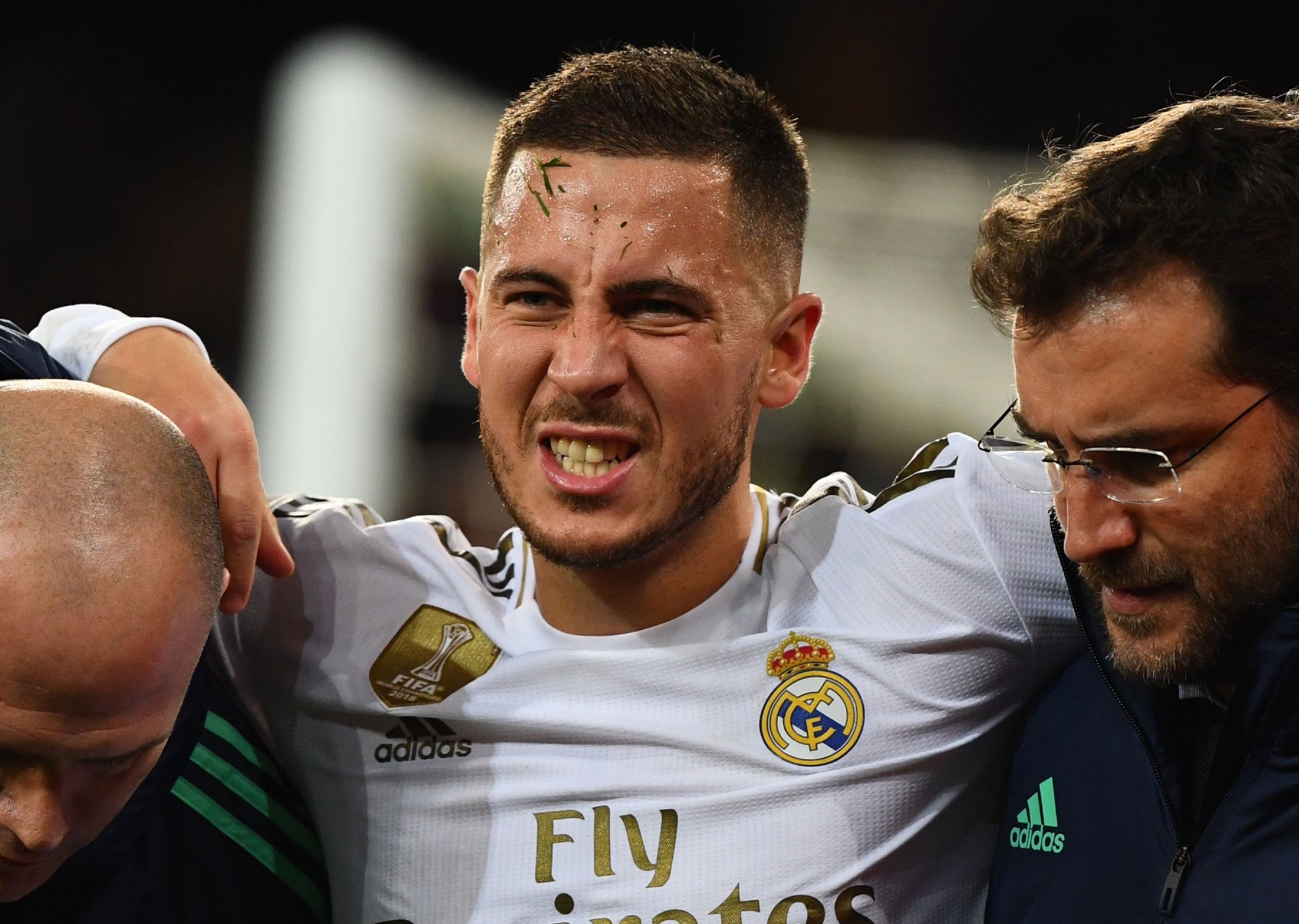 Hazard tro thanh ganh nang cua Real hinh anh