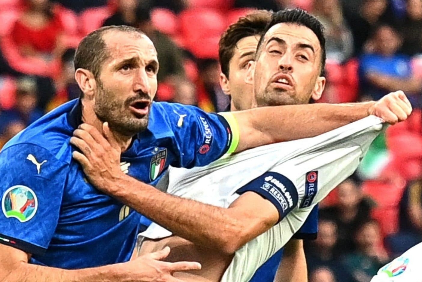 Ban linh Italy va su nghiet nga cho Tay Ban Nha hinh anh