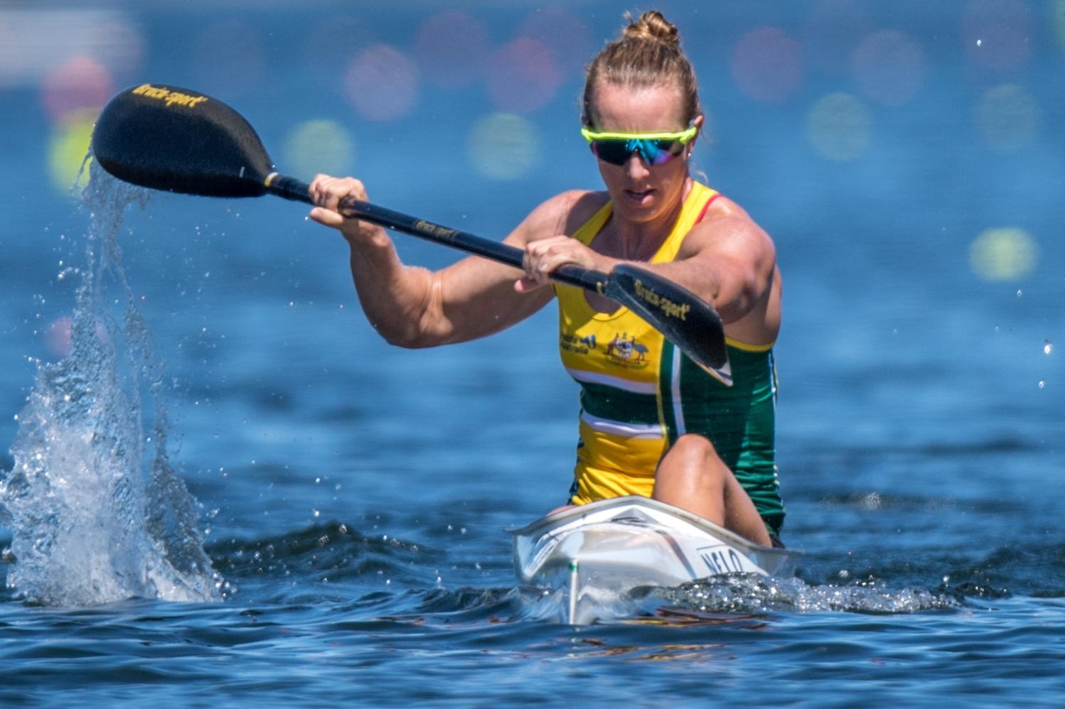 dua thuyen kayak anh 1