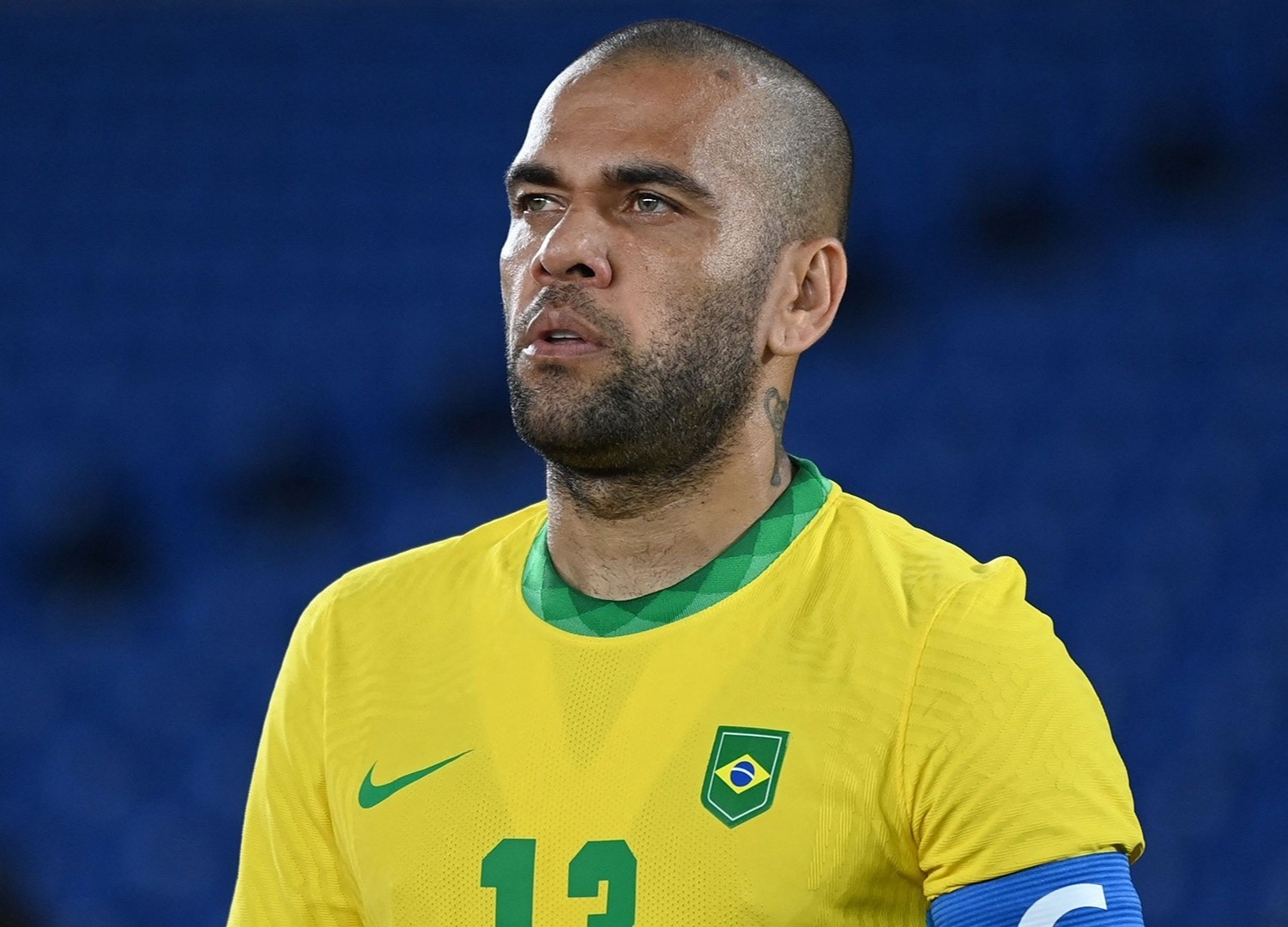Dani Alves va gia tri tam huy chuong Olympic hinh anh