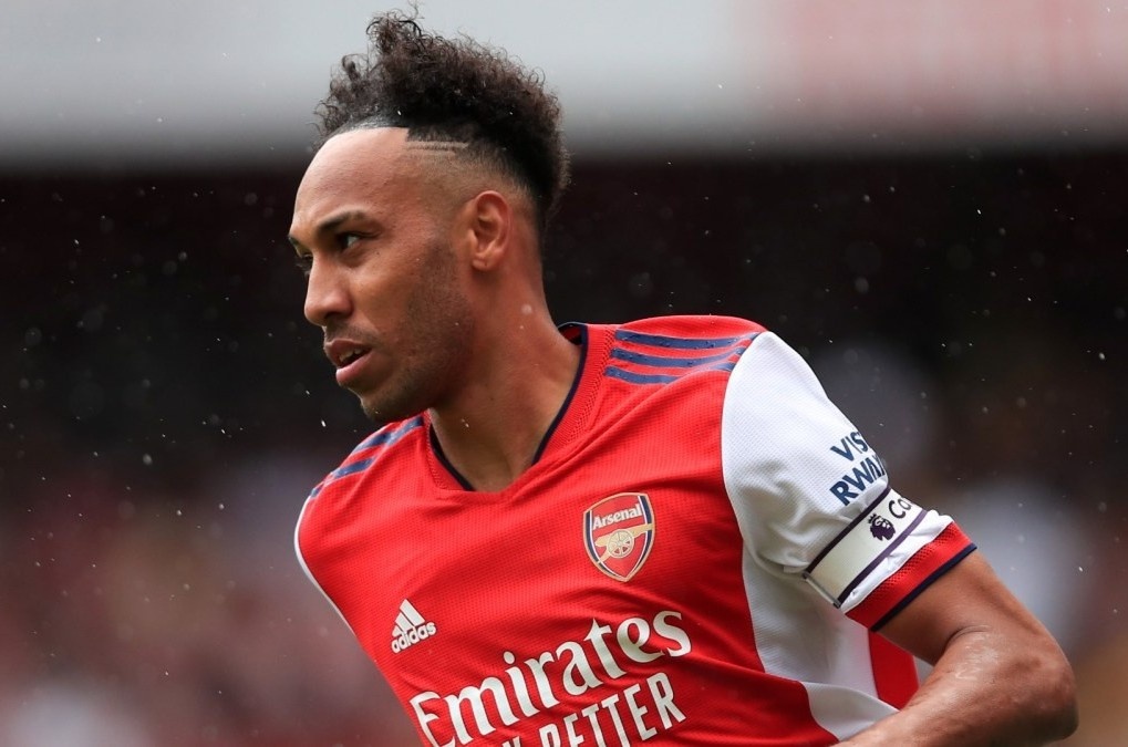 Arsenal ban ve dat nhat Ngoai hang Anh mua 2021/22 hinh anh