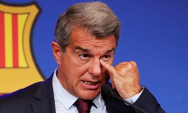 Nguoi ham mo Barca phan doi Laporta hinh anh